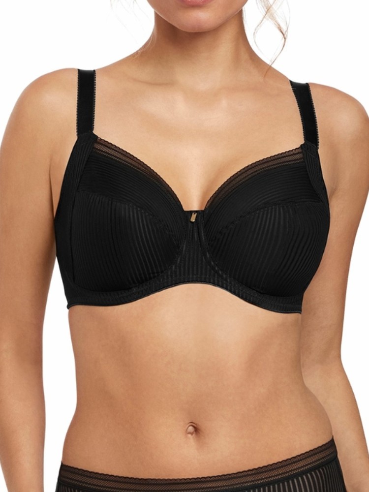 Multipart Seamed Cup